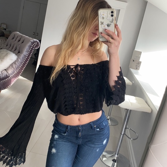 Lace Crop Top - Picture 7 of 8